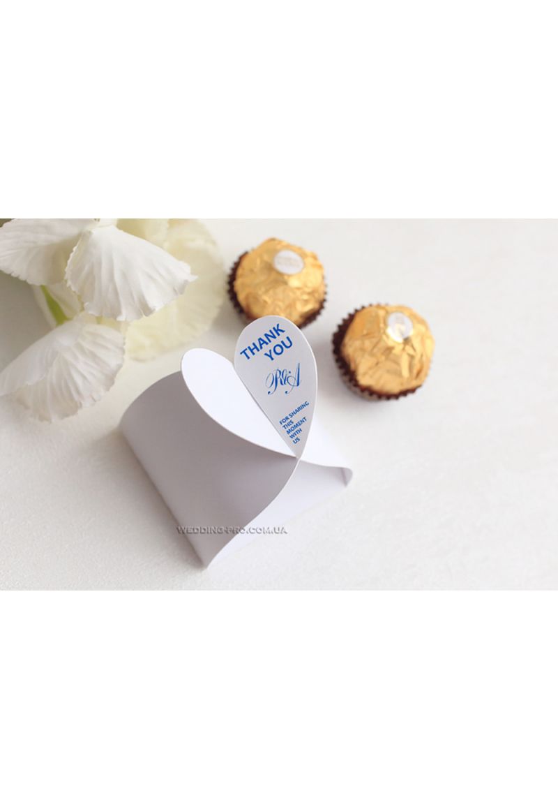 Бонбоньерка "Сердечки" именные Бонбоньерка "Сердечки" именные