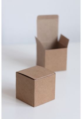 Коробочка крафтова 5,5 х 5,5 см "Куб" Коробочка крафтова 5,5 х 5,5 см "Куб"