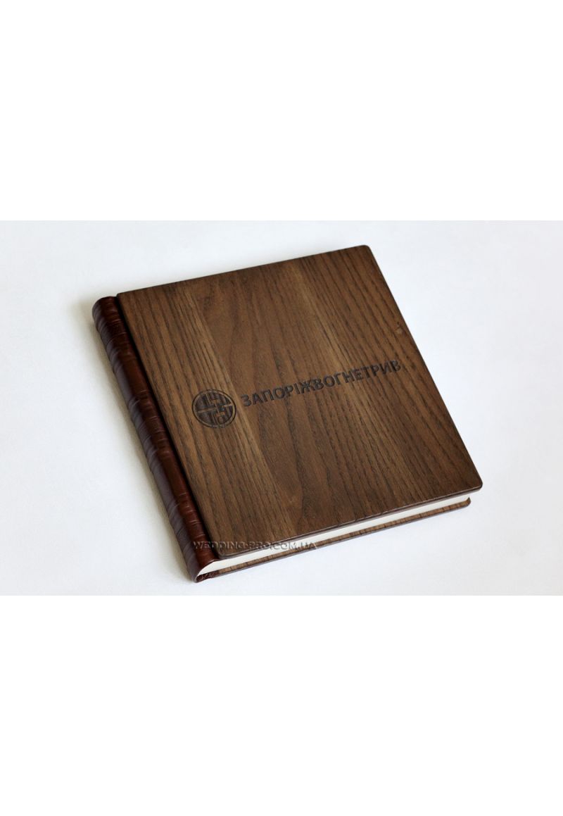Книга пожеланий из дерева VIP Книга пожеланий из дерева VIP